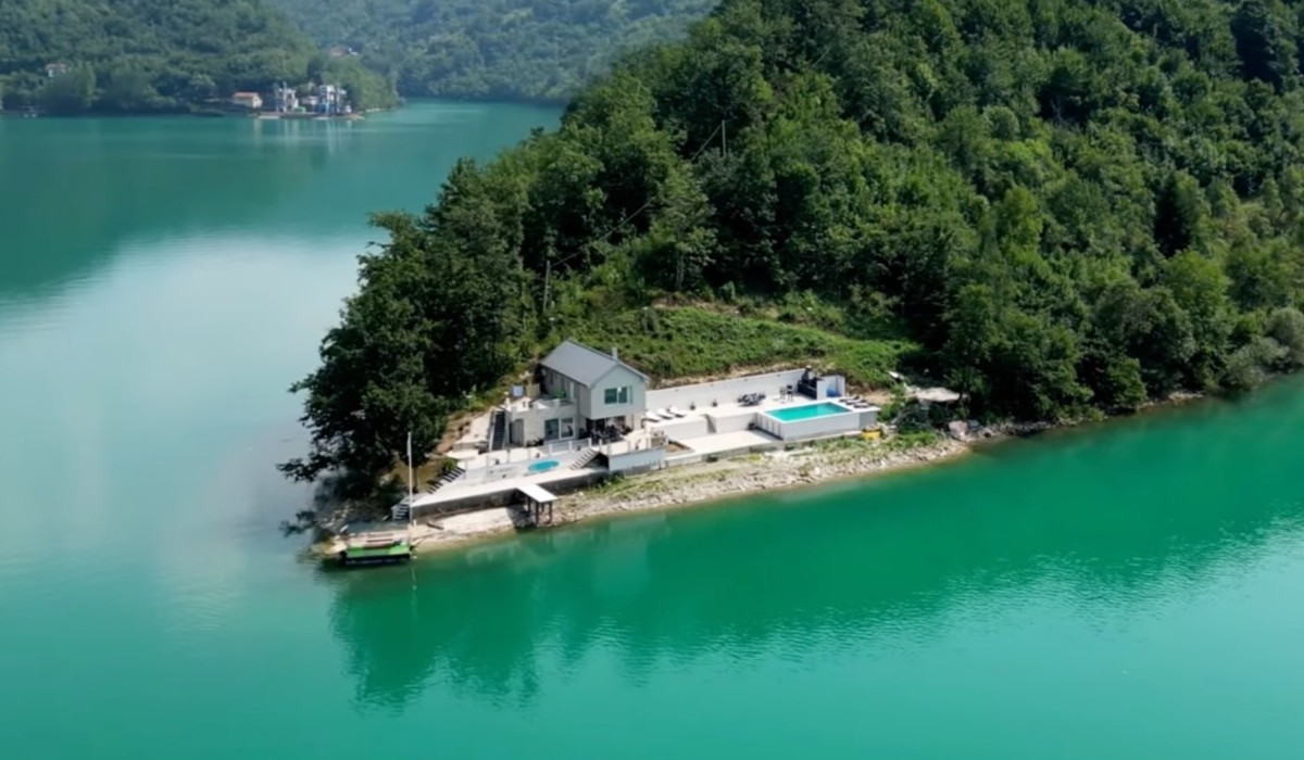 Happyland - private peninsula on Jablanica Lake